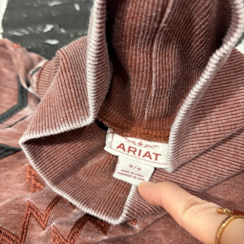 Ariat Women's Sweatshirt Turtleneck Maroon Aztec Native Western Sz M Biker Boho - Picture 7 of 11